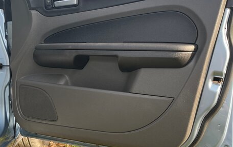 Ford Focus II рестайлинг, 2005 год, 500 000 рублей, 15 фотография