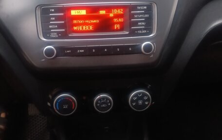 KIA Rio III рестайлинг, 2015 год, 850 000 рублей, 6 фотография