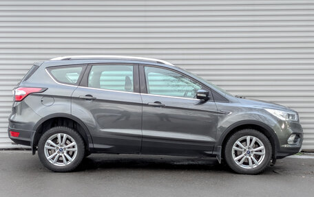 Ford Kuga III, 2018 год, 1 775 000 рублей, 4 фотография