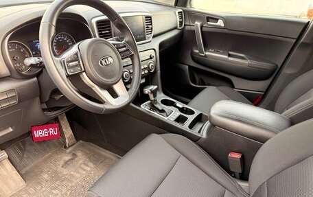 KIA Sportage IV рестайлинг, 2021 год, 1 940 000 рублей, 7 фотография