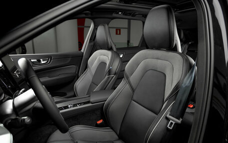 Volvo XC60 II, 2025 год, 6 600 000 рублей, 21 фотография