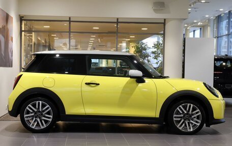 MINI Hatch, 2024 год, 5 250 000 рублей, 4 фотография