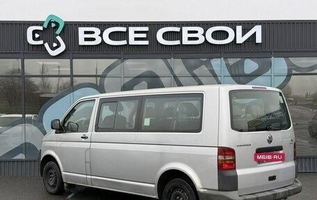 Volkswagen Caravelle T5, 2009 год, 953 000 рублей, 3 фотография