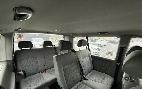 Volkswagen Caravelle T5, 2009 год, 953 000 рублей, 4 фотография