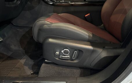 Land Rover Range Rover Velar I, 2025 год, 11 990 000 рублей, 10 фотография
