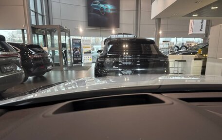 Land Rover Range Rover Velar I, 2025 год, 11 990 000 рублей, 15 фотография