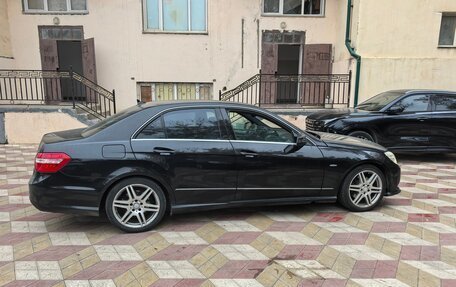 Mercedes-Benz E-Класс, 2010 год, 1 150 000 рублей, 4 фотография