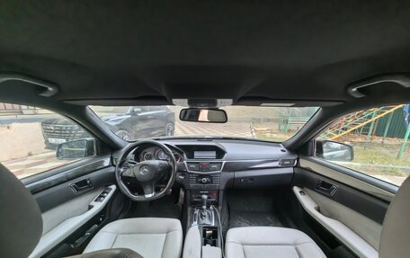 Mercedes-Benz E-Класс, 2010 год, 1 150 000 рублей, 13 фотография