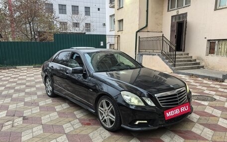 Mercedes-Benz E-Класс, 2010 год, 1 150 000 рублей, 3 фотография