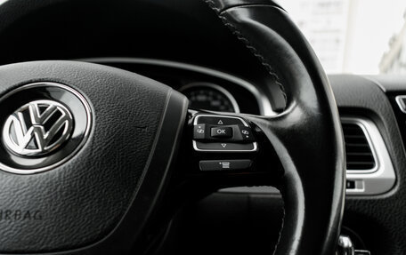 Volkswagen Touareg III, 2017 год, 3 095 000 рублей, 18 фотография