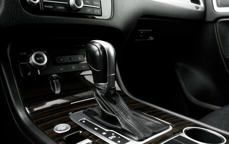 Volkswagen Touareg III, 2017 год, 3 095 000 рублей, 28 фотография