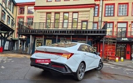 Hyundai Elantra, 2024 год, 2 799 999 рублей, 4 фотография