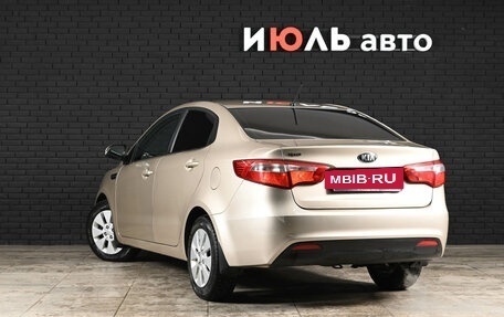 KIA Rio III рестайлинг, 2013 год, 940 000 рублей, 8 фотография