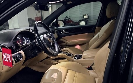 Porsche Cayenne III, 2019 год, 6 800 000 рублей, 2 фотография