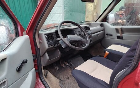 Volkswagen Caravelle T4, 1993 год, 595 000 рублей, 6 фотография