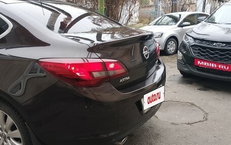 Opel Astra J, 2013 год, 900 000 рублей, 9 фотография