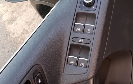 Volkswagen Tiguan I, 2011 год, 1 100 000 рублей, 8 фотография