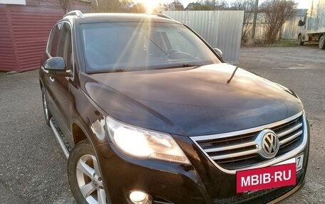 Volkswagen Tiguan I, 2011 год, 1 100 000 рублей, 2 фотография