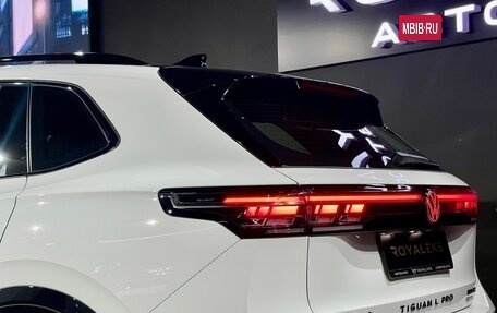 Volkswagen Tiguan, 2025 год, 4 797 000 рублей, 6 фотография