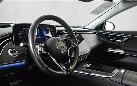 Mercedes-Benz E-Класс, 2025 год, 13 045 230 рублей, 10 фотография