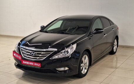 Hyundai Sonata VI, 2012 год, 935 000 рублей, 1 фотография