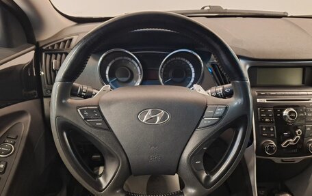 Hyundai Sonata VI, 2012 год, 935 000 рублей, 8 фотография