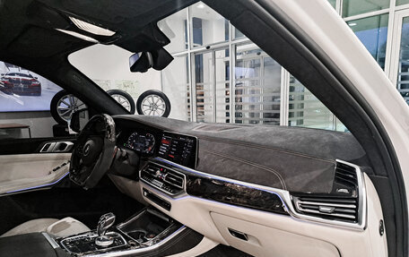 BMW X5, 2018 год, 5 600 000 рублей, 15 фотография