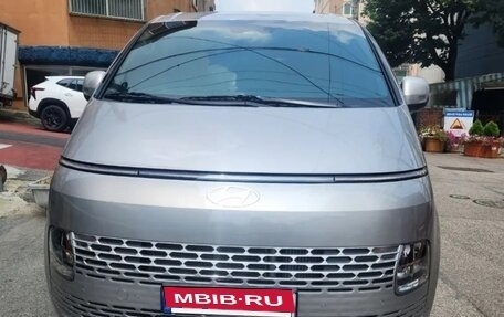 Hyundai Staria, 2024 год, 6 278 000 рублей, 2 фотография