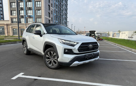 Toyota RAV4, 2025 год, 4 100 000 рублей, 2 фотография