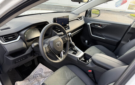 Toyota RAV4, 2025 год, 4 100 000 рублей, 14 фотография