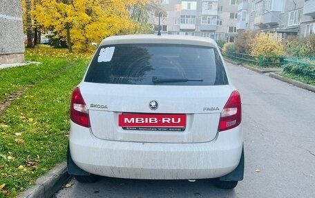 Skoda Fabia II, 2014 год, 800 000 рублей, 2 фотография