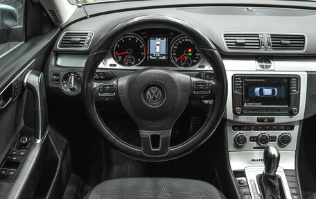 Volkswagen Passat B7, 2012 год, 1 600 000 рублей, 13 фотография