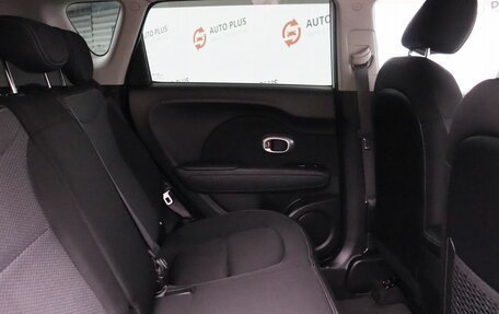 KIA Soul II рестайлинг, 2018 год, 1 719 000 рублей, 13 фотография