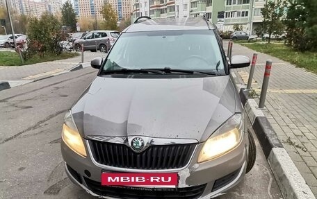Skoda Roomster, 2012 год, 430 000 рублей, 2 фотография