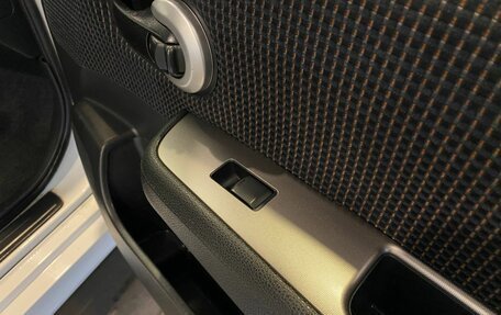 Nissan Tiida, 2012 год, 699 000 рублей, 28 фотография