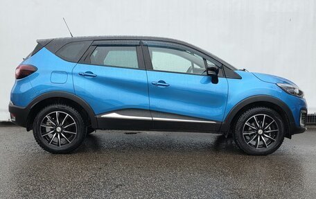 Renault Kaptur I рестайлинг, 2017 год, 1 700 000 рублей, 4 фотография