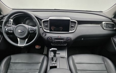 KIA Sorento III Prime рестайлинг, 2017 год, 2 500 000 рублей, 10 фотография