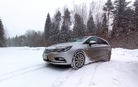 Opel Astra K, 2019 год, 1 300 000 рублей, 3 фотография