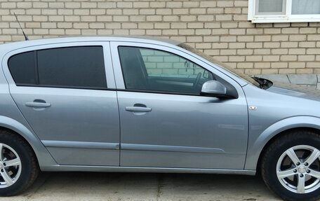 Opel Astra H, 2007 год, 435 000 рублей, 2 фотография