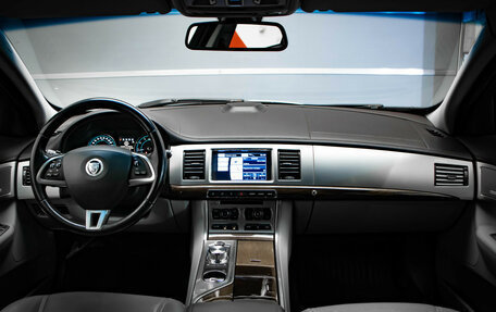 Jaguar XF I рестайлинг, 2011 год, 1 350 000 рублей, 8 фотография