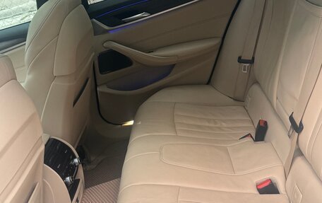 BMW 5 серия, 2018 год, 3 800 000 рублей, 11 фотография