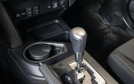 Toyota RAV4, 2016 год, 2 466 200 рублей, 5 фотография