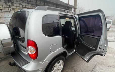 Chevrolet Niva I рестайлинг, 2015 год, 685 000 рублей, 17 фотография