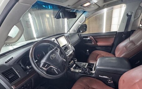 Toyota Land Cruiser 200, 2016 год, 6 600 000 рублей, 8 фотография