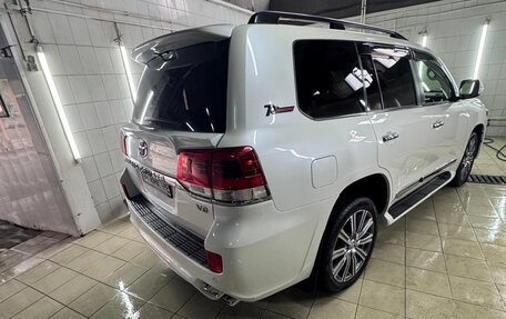 Toyota Land Cruiser 200, 2016 год, 6 600 000 рублей, 3 фотография