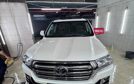 Toyota Land Cruiser 200, 2016 год, 6 600 000 рублей, 5 фотография