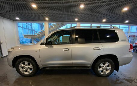 Toyota Land Cruiser 200, 2011 год, 2 734 000 рублей, 6 фотография