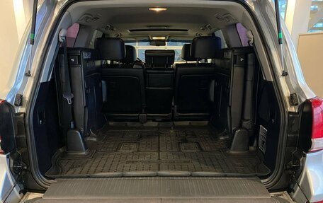 Toyota Land Cruiser 200, 2011 год, 2 734 000 рублей, 18 фотография