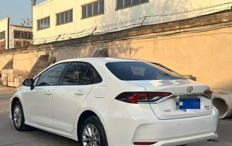 Toyota Corolla, 2021 год, 1 750 000 рублей, 5 фотография