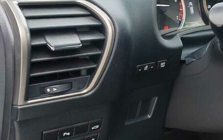 Lexus NX I, 2016 год, 2 850 000 рублей, 15 фотография